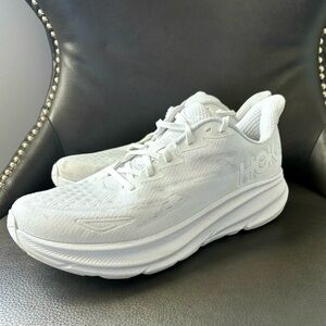 Hoka Clifton 9 Men’s 11.5 Running Shoes